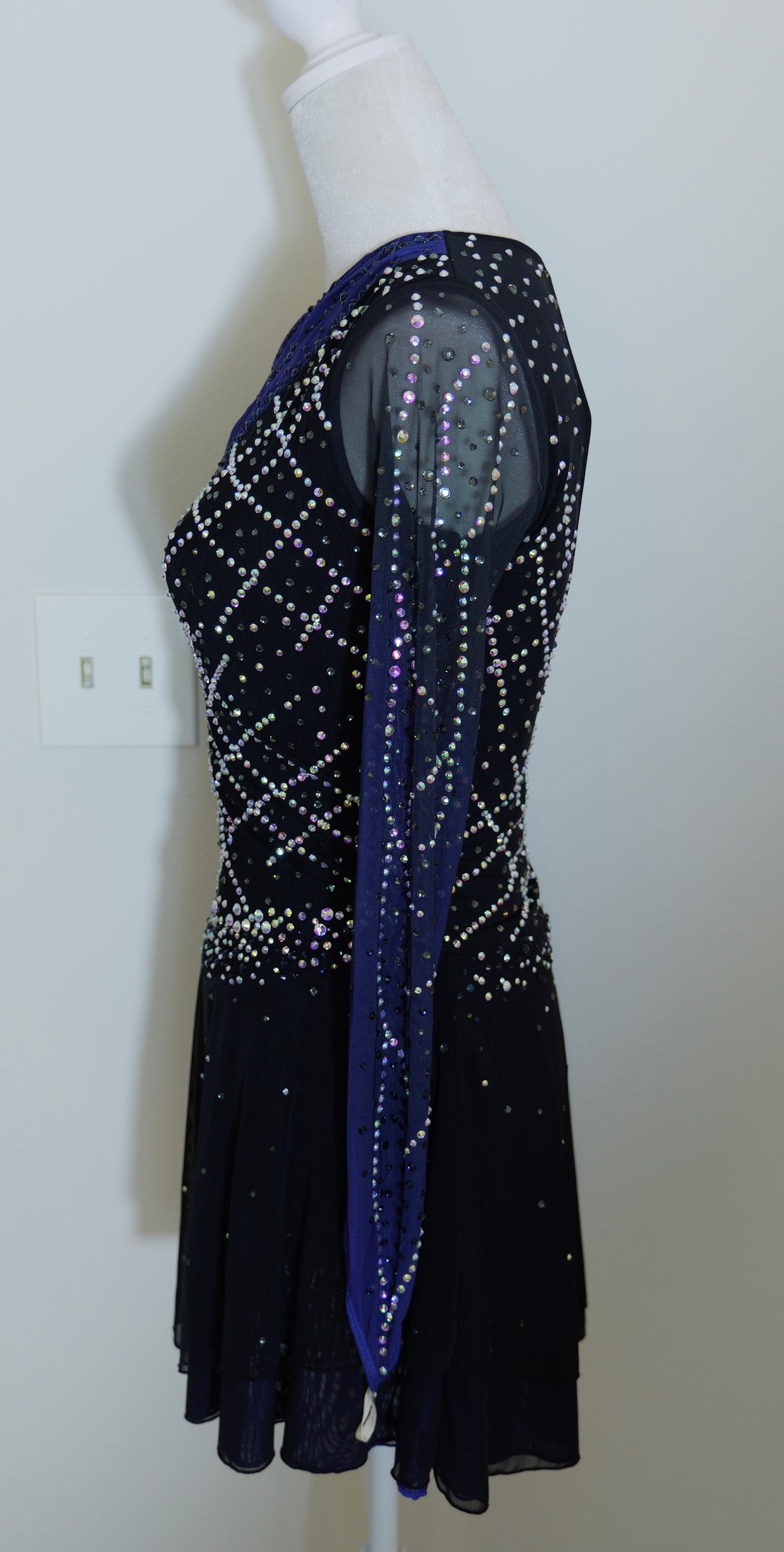 NWT Adult Small Black /Blue freestyle dress