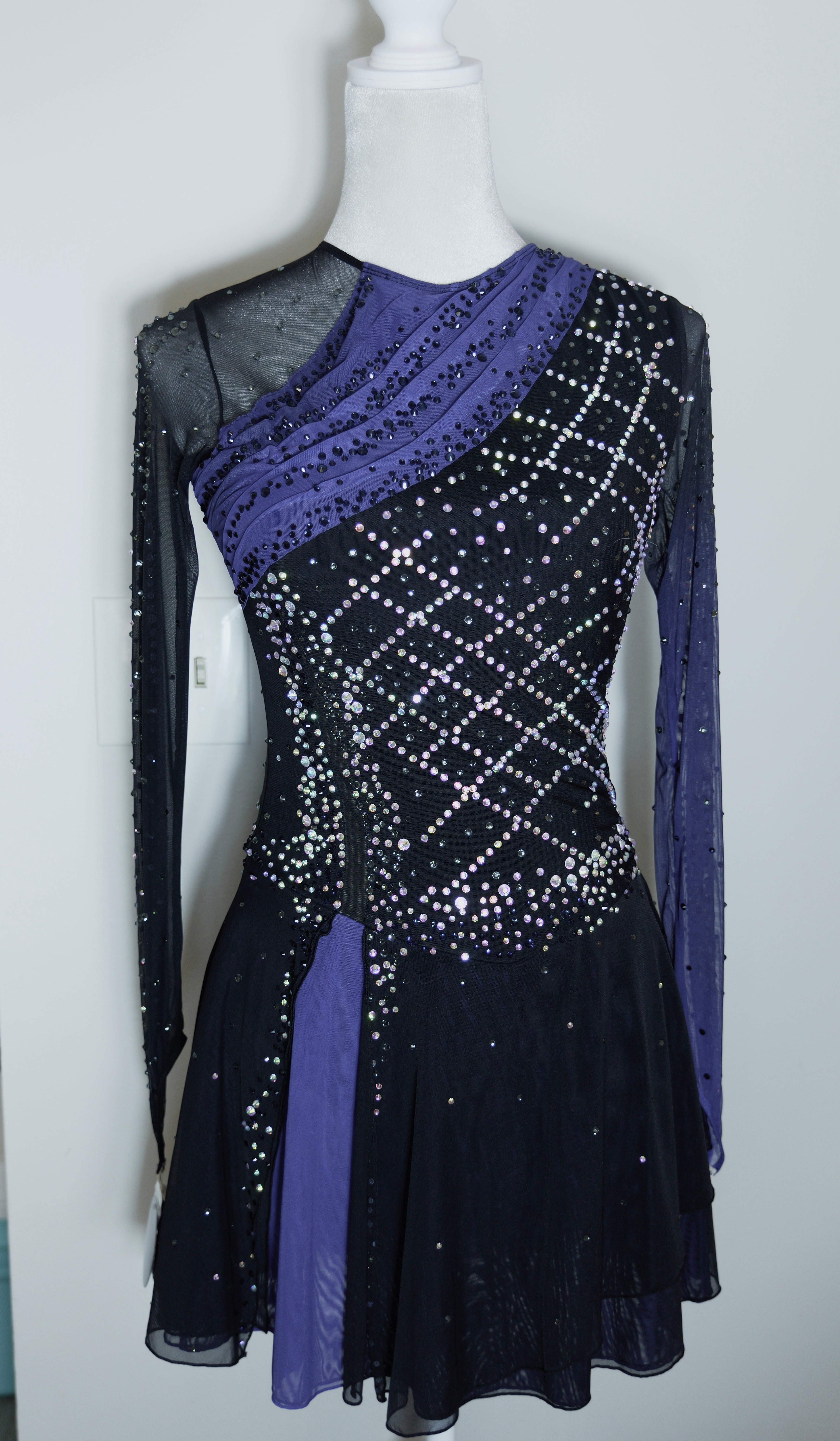 NWT Adult Small Black /Blue freestyle dress