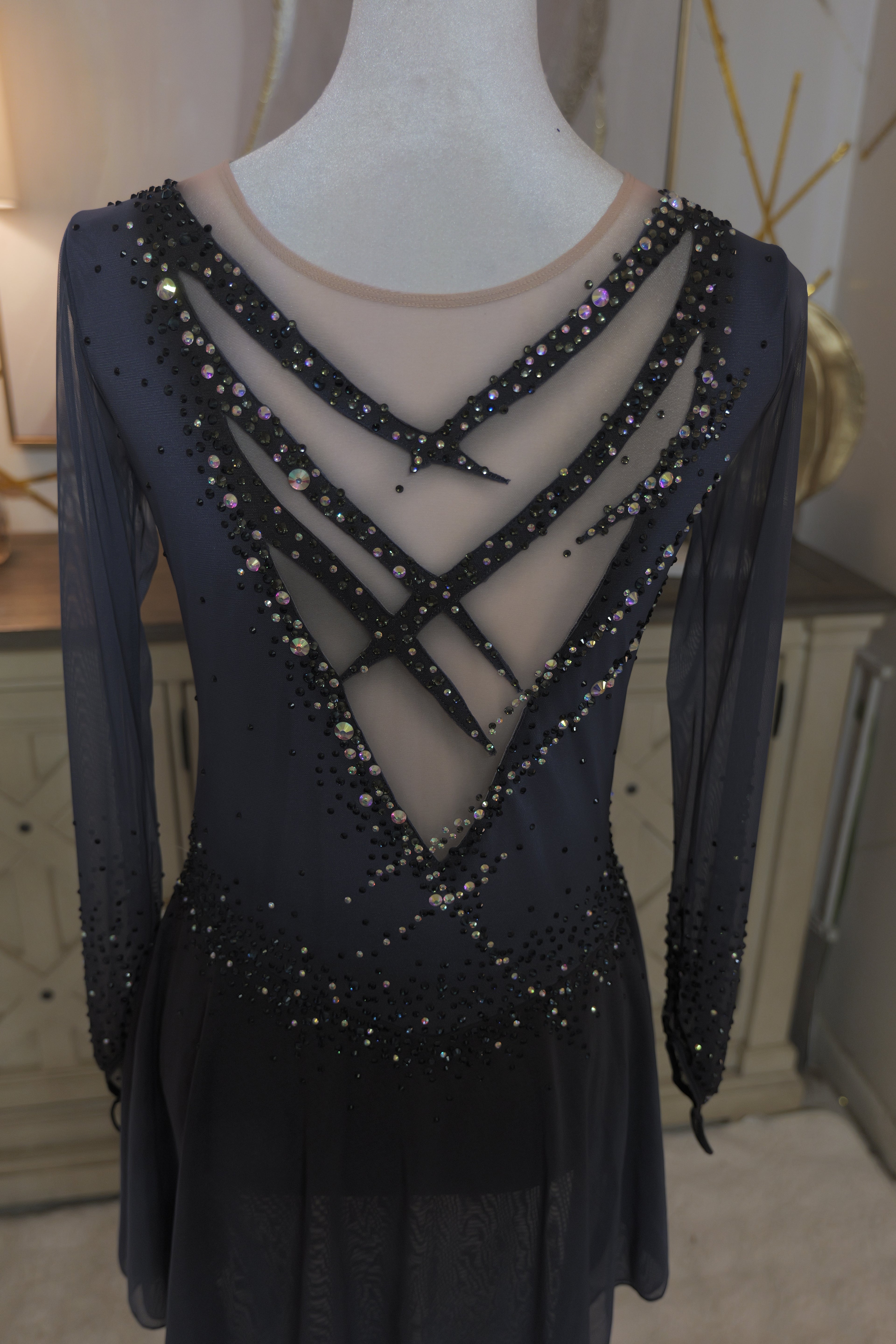 NWT Adult Medium dark blue