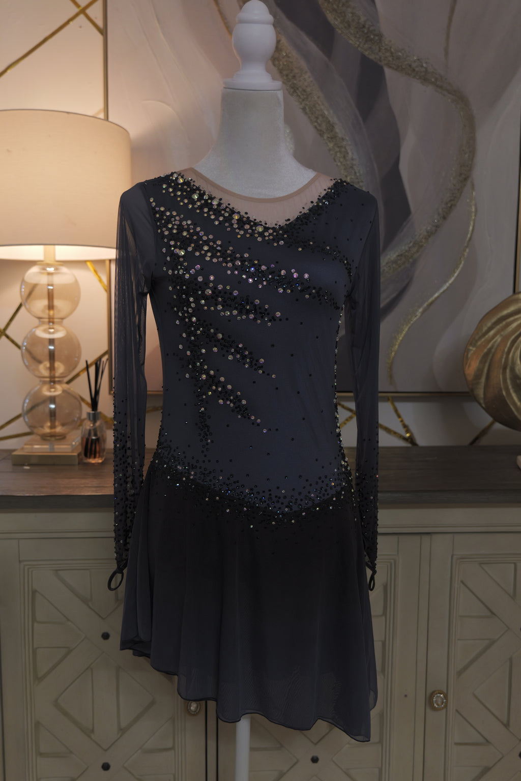 NWT Adult Medium dark blue